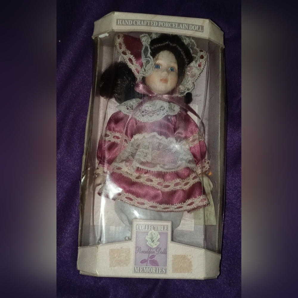 Vintage Handcrafted Victorian Porcelain Doll Collectible Memories